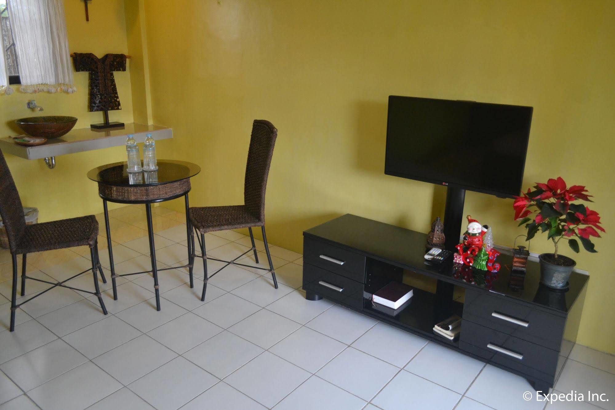 Lazea Tagaytay Inn Tagaytay City Extérieur photo
